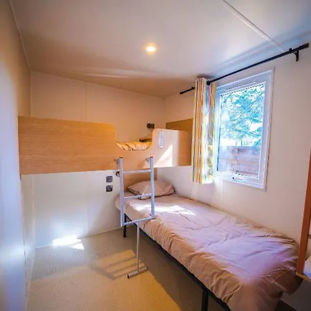 Campingplads Mobil-home Climatise - Terrasse - 4 Pers. - Api-1-52-2187 *