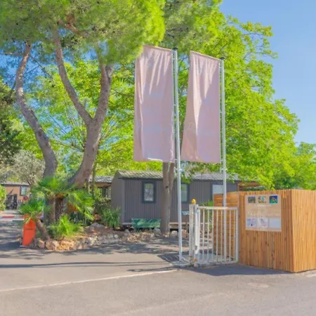 Campsite Mobil-home Climatise - Terrasse - 4 Pers. - Api-1-52-2187 Balaruc-les-Bains